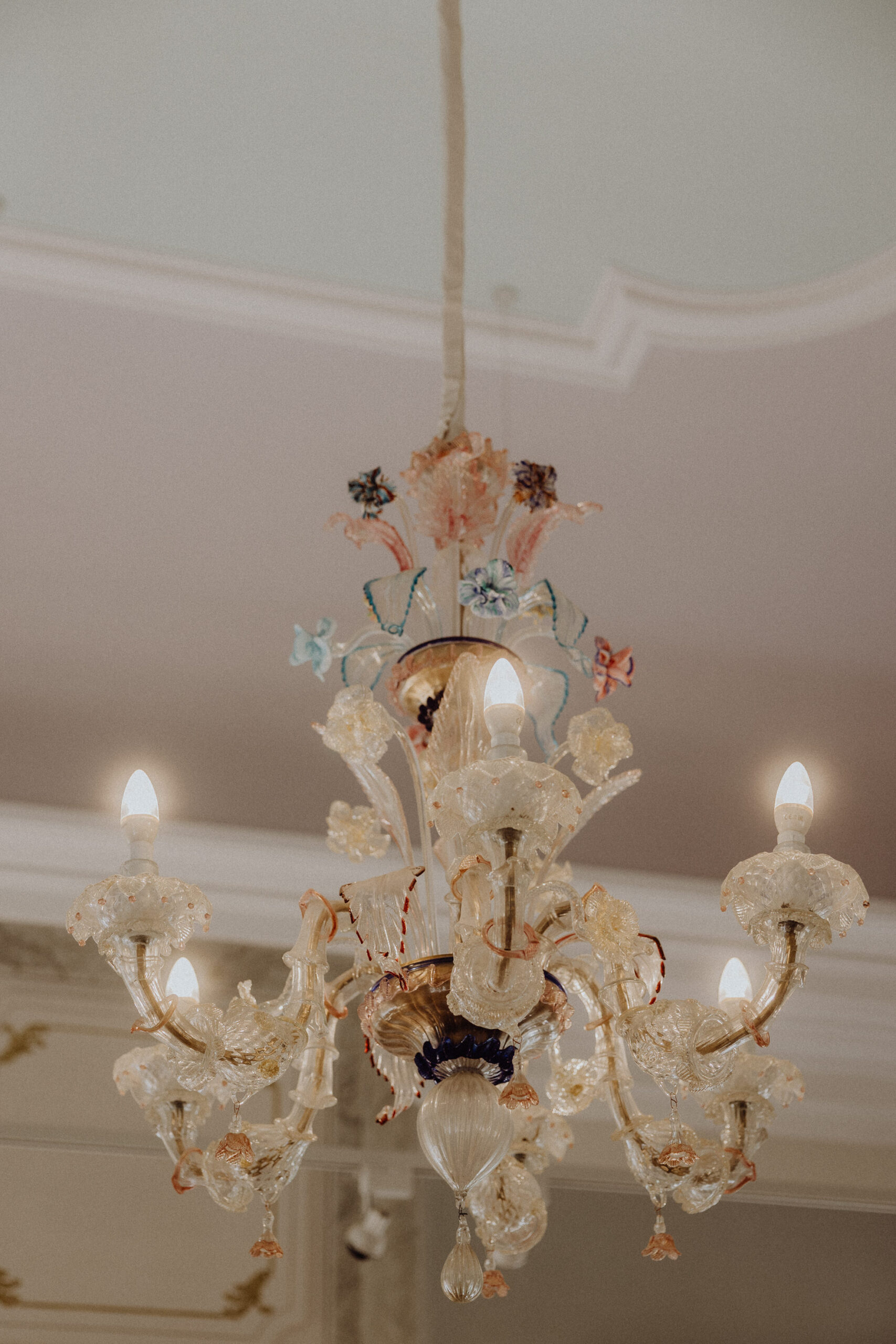 Standesamtlich heiraten in bad lauchstädt hochzeitsfotografie Elena Heymann krohnleuchter