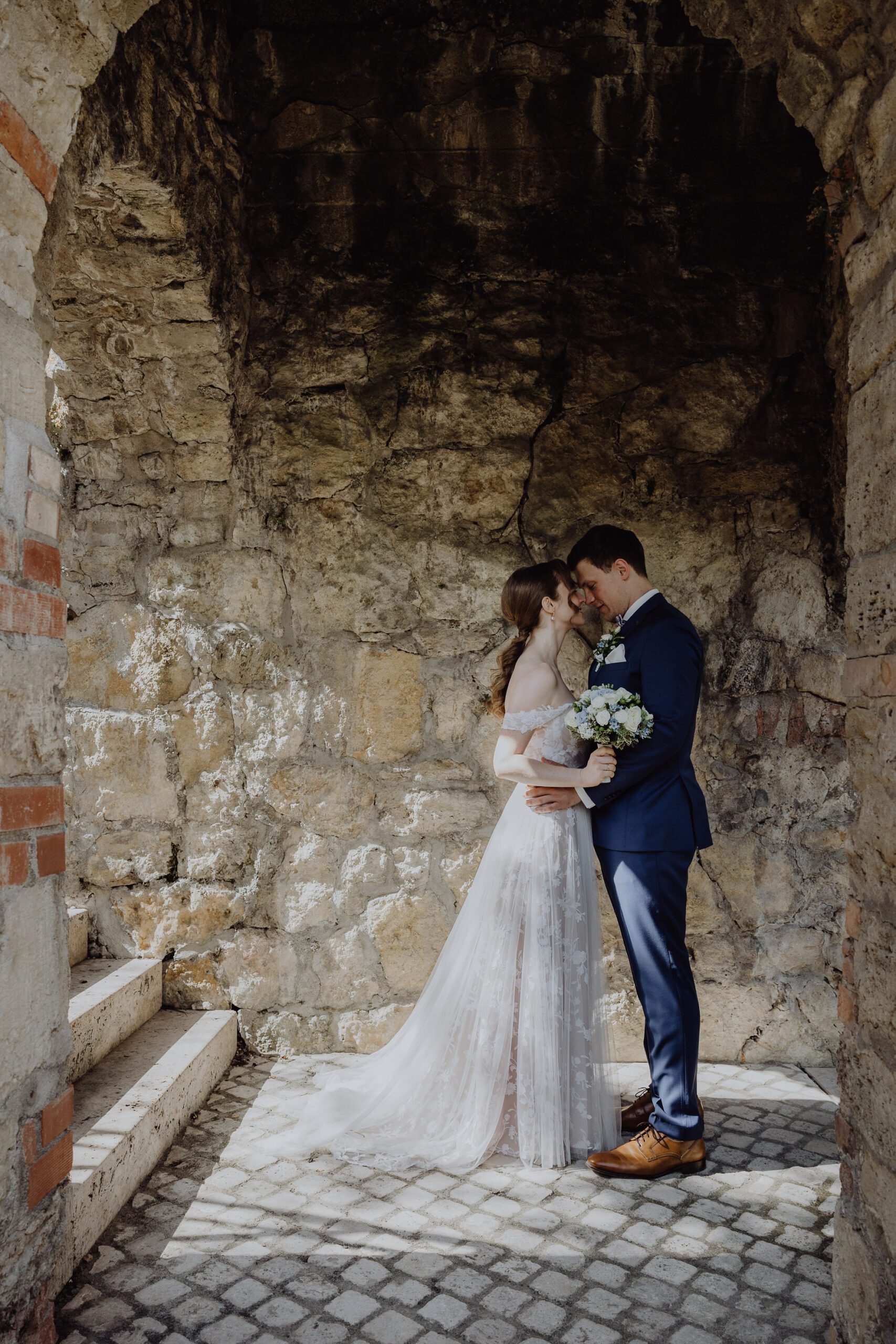 paarbilder, heiraten im normannehaus in jena, stilvoll heiraten mit mediterranem Flair